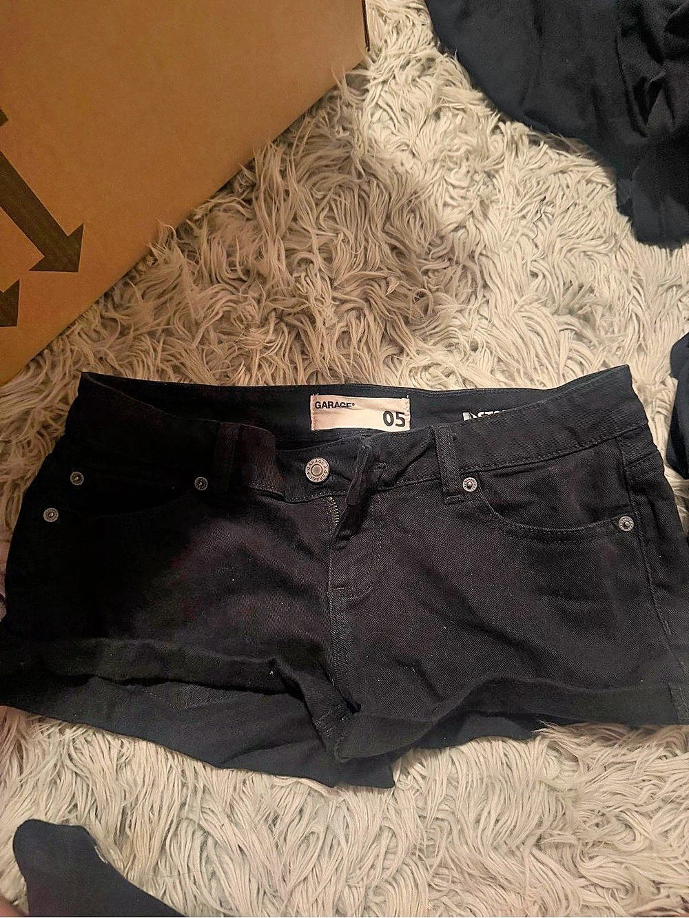 Garage Denim Jean Shorts Size 05 Like New